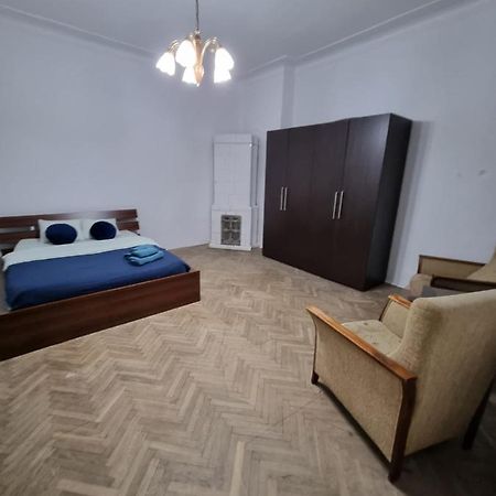 Nocleg W Centrum Czestochowy Nmp32 Czestochowa Bagian luar foto